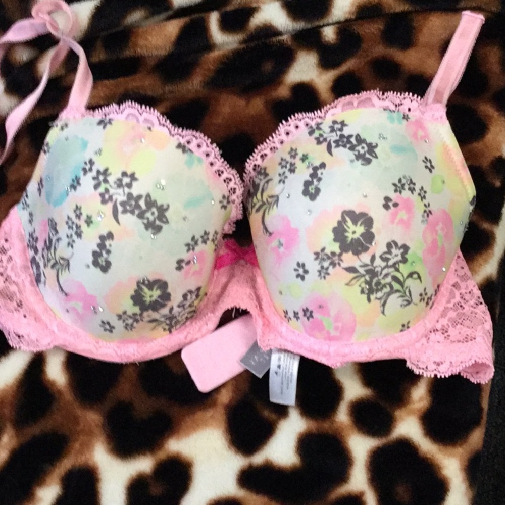 Victoria secret bra